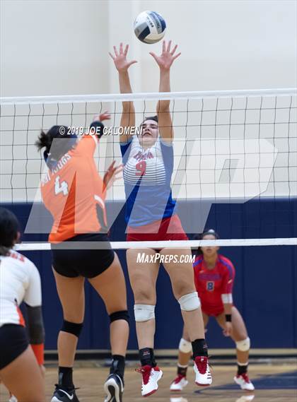 Thumbnail 2 in Burbank vs Jefferson photogallery.