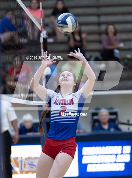 Thumbnail 2 in Burbank vs Jefferson photogallery.