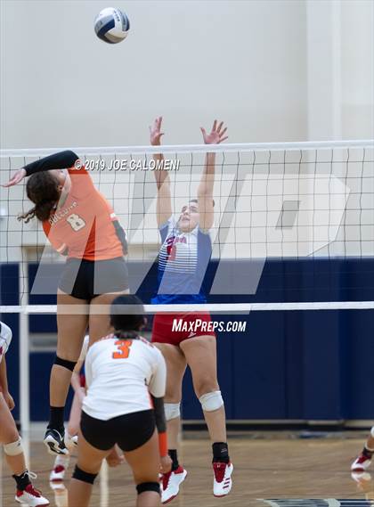 Thumbnail 2 in Burbank vs Jefferson photogallery.