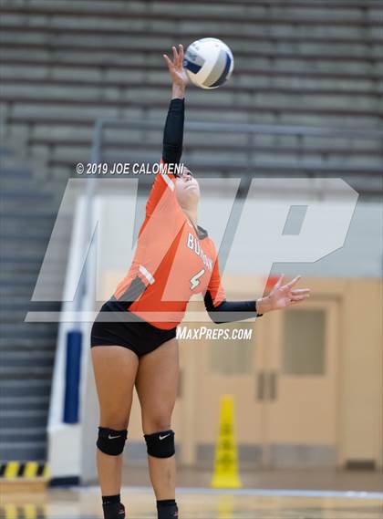 Thumbnail 3 in Burbank vs Jefferson photogallery.