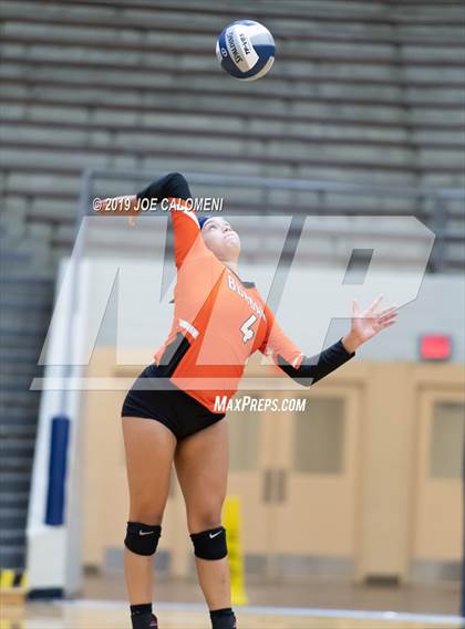 Thumbnail 2 in Burbank vs Jefferson photogallery.