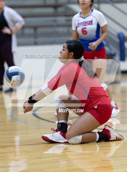 Thumbnail 2 in Burbank vs Jefferson photogallery.