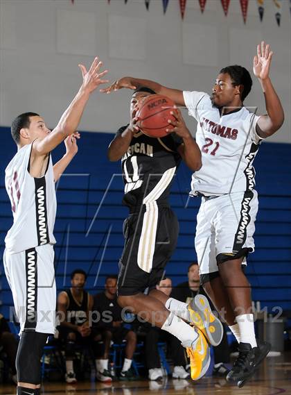 Thumbnail 2 in American Canyon vs. Natomas (Les Curry Invitational) photogallery.