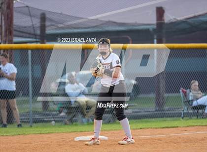 Thumbnail 1 in South View @ Lumberton photogallery.