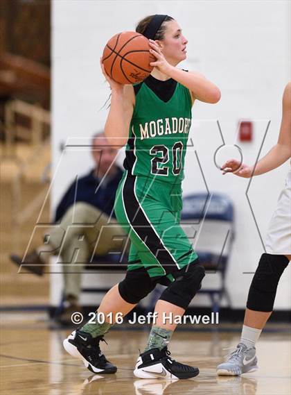 Thumbnail 1 in Mogadore @ Rootstown photogallery.
