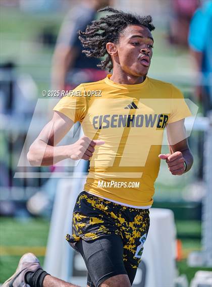 Thumbnail 2 in UIL 6A Track & Field Area 13&14 (800M) photogallery.