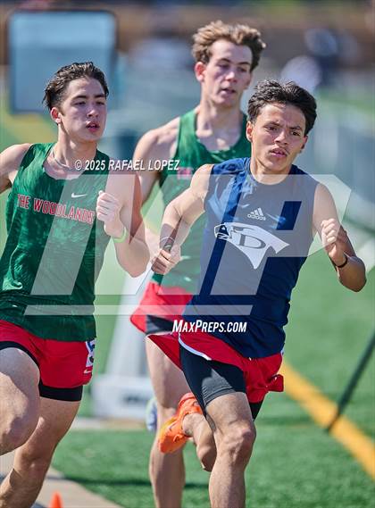 Thumbnail 1 in UIL 6A Track & Field Area 13&14 (800M) photogallery.