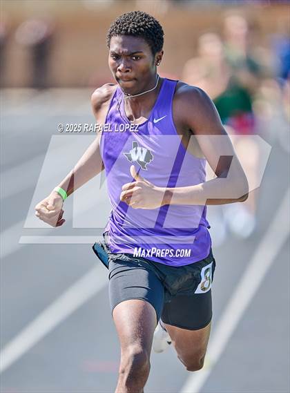 Thumbnail 1 in UIL 6A Track & Field Area 13&14 (800M) photogallery.