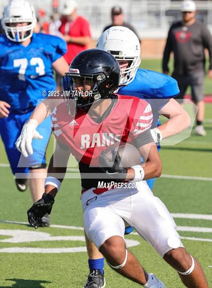 Thumbnail 1 in Peaster vs Mineral Wells (scrimmage) photogallery.