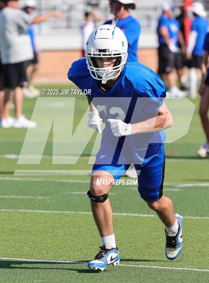Thumbnail 2 in Peaster vs Mineral Wells (scrimmage) photogallery.