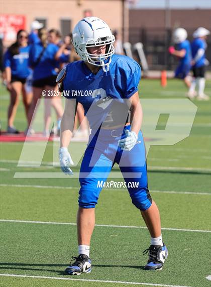 Thumbnail 1 in Peaster vs Mineral Wells (scrimmage) photogallery.
