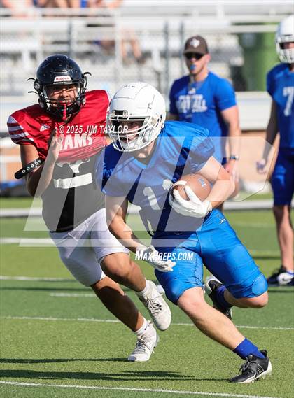 Thumbnail 2 in Peaster vs Mineral Wells (scrimmage) photogallery.