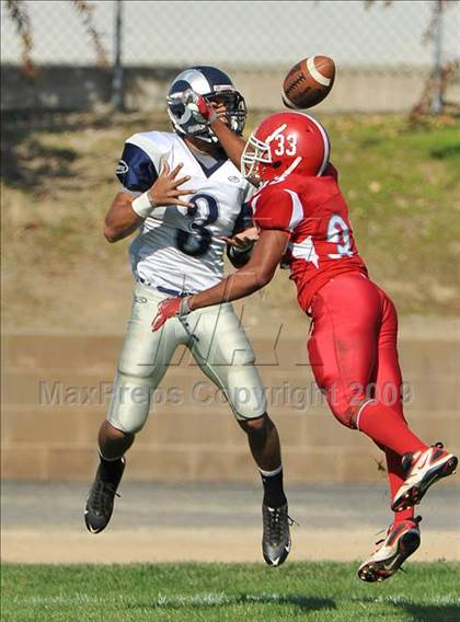 Thumbnail 3 in Casa Roble vs. Mira Loma photogallery.