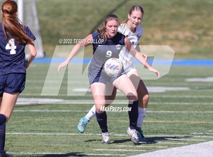 Thumbnail 2 in Skyline vs. Timpanogos (UHSAA 5A Semifinal) photogallery.
