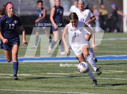 Thumbnail 2 in Skyline vs. Timpanogos (UHSAA 5A Semifinal) photogallery.