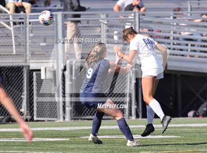 Thumbnail 1 in Skyline vs. Timpanogos (UHSAA 5A Semifinal) photogallery.