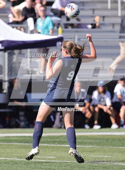 Thumbnail 3 in Skyline vs. Timpanogos (UHSAA 5A Semifinal) photogallery.