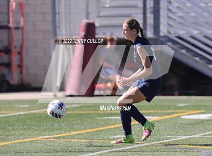 Thumbnail 1 in Skyline vs. Timpanogos (UHSAA 5A Semifinal) photogallery.