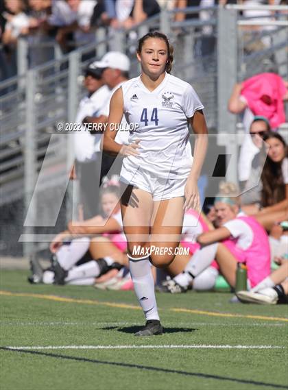 Thumbnail 3 in Skyline vs. Timpanogos (UHSAA 5A Semifinal) photogallery.