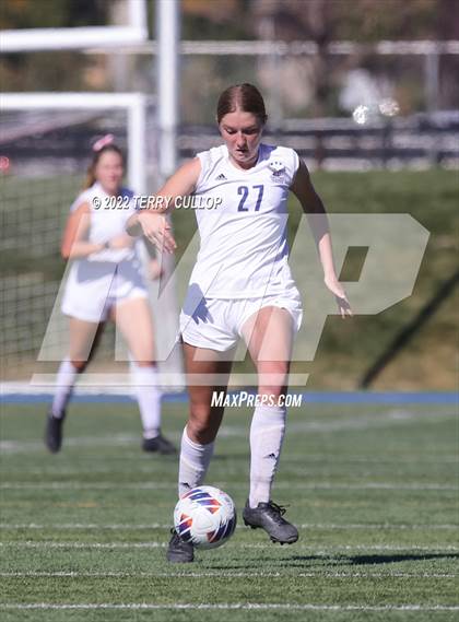 Thumbnail 2 in Skyline vs. Timpanogos (UHSAA 5A Semifinal) photogallery.