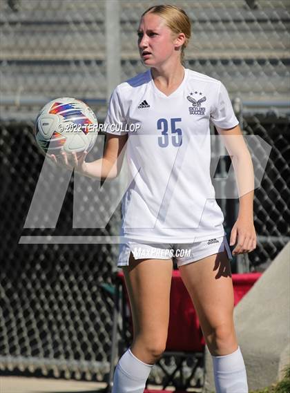 Thumbnail 2 in Skyline vs. Timpanogos (UHSAA 5A Semifinal) photogallery.