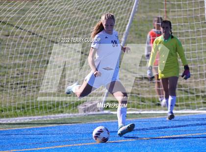 Thumbnail 1 in Skyline vs. Timpanogos (UHSAA 5A Semifinal) photogallery.