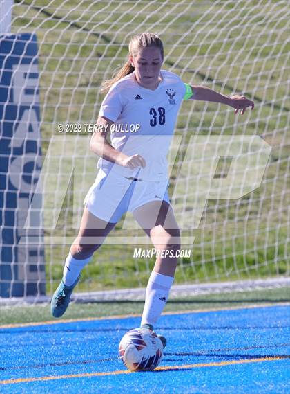 Thumbnail 3 in Skyline vs. Timpanogos (UHSAA 5A Semifinal) photogallery.