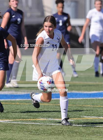 Thumbnail 1 in Skyline vs. Timpanogos (UHSAA 5A Semifinal) photogallery.
