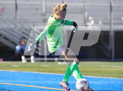 Thumbnail 1 in Skyline vs. Timpanogos (UHSAA 5A Semifinal) photogallery.