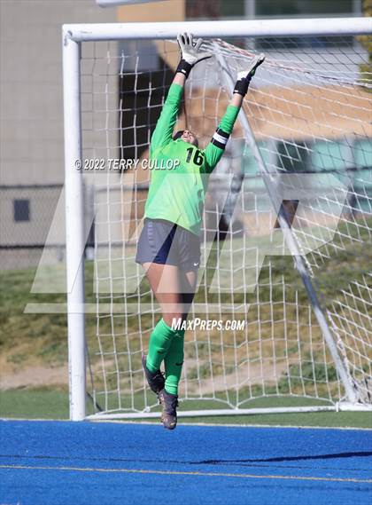 Thumbnail 3 in Skyline vs. Timpanogos (UHSAA 5A Semifinal) photogallery.