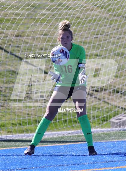 Thumbnail 1 in Skyline vs. Timpanogos (UHSAA 5A Semifinal) photogallery.