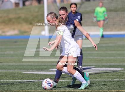 Thumbnail 3 in Skyline vs. Timpanogos (UHSAA 5A Semifinal) photogallery.