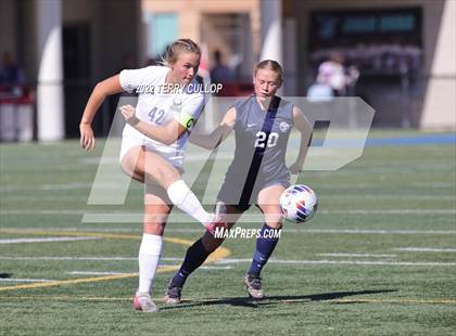Thumbnail 3 in Skyline vs. Timpanogos (UHSAA 5A Semifinal) photogallery.