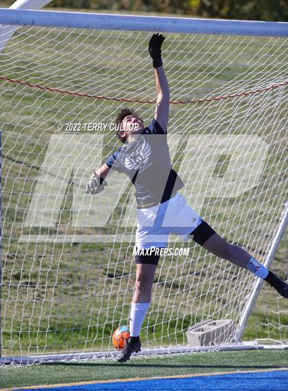 Thumbnail 2 in Skyline vs. Timpanogos (UHSAA 5A Semifinal) photogallery.