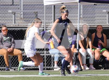Thumbnail 2 in Skyline vs. Timpanogos (UHSAA 5A Semifinal) photogallery.