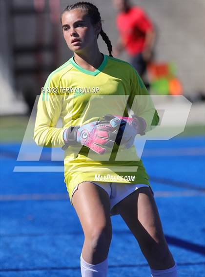 Thumbnail 2 in Skyline vs. Timpanogos (UHSAA 5A Semifinal) photogallery.