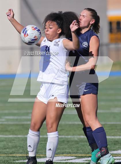 Thumbnail 3 in Skyline vs. Timpanogos (UHSAA 5A Semifinal) photogallery.