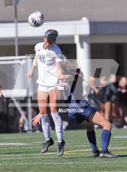 Thumbnail 1 in Skyline vs. Timpanogos (UHSAA 5A Semifinal) photogallery.
