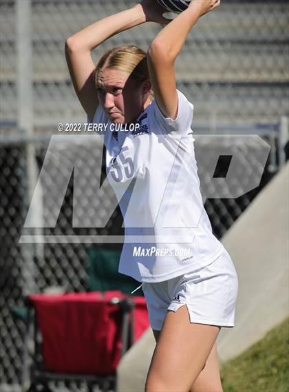 Thumbnail 1 in Skyline vs. Timpanogos (UHSAA 5A Semifinal) photogallery.