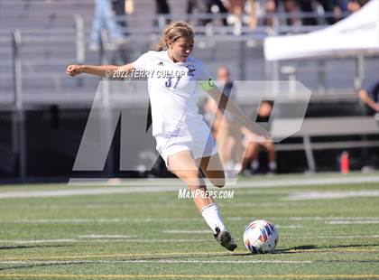 Thumbnail 2 in Skyline vs. Timpanogos (UHSAA 5A Semifinal) photogallery.