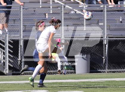 Thumbnail 3 in Skyline vs. Timpanogos (UHSAA 5A Semifinal) photogallery.
