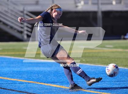Thumbnail 1 in Skyline vs. Timpanogos (UHSAA 5A Semifinal) photogallery.