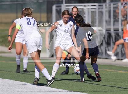 Thumbnail 3 in Skyline vs. Timpanogos (UHSAA 5A Semifinal) photogallery.