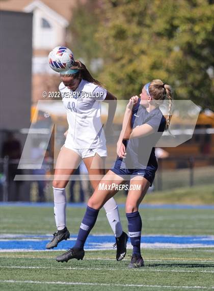 Thumbnail 3 in Skyline vs. Timpanogos (UHSAA 5A Semifinal) photogallery.