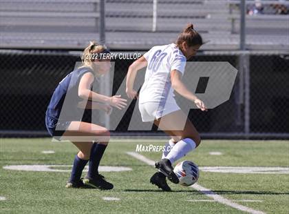 Thumbnail 2 in Skyline vs. Timpanogos (UHSAA 5A Semifinal) photogallery.