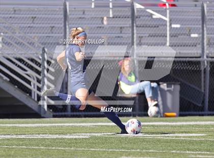 Thumbnail 2 in Skyline vs. Timpanogos (UHSAA 5A Semifinal) photogallery.