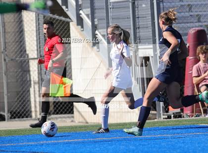Thumbnail 3 in Skyline vs. Timpanogos (UHSAA 5A Semifinal) photogallery.