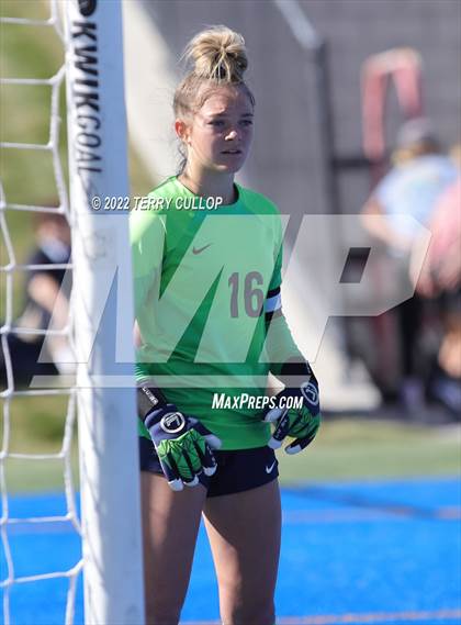 Thumbnail 3 in Skyline vs. Timpanogos (UHSAA 5A Semifinal) photogallery.