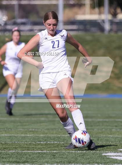 Thumbnail 3 in Skyline vs. Timpanogos (UHSAA 5A Semifinal) photogallery.