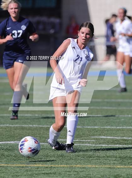 Thumbnail 3 in Skyline vs. Timpanogos (UHSAA 5A Semifinal) photogallery.